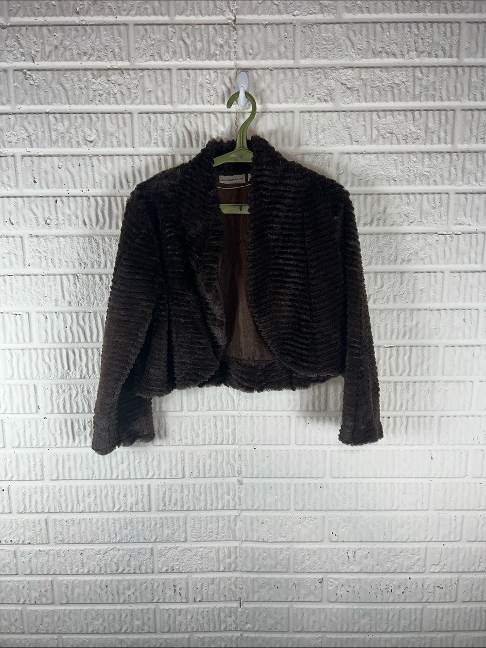 Amanda Charles Cropped Faux Fur Jacket - Dark Brown size medium